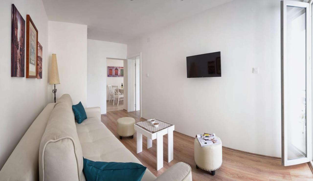 Solimar Appartement Budva Buitenkant foto