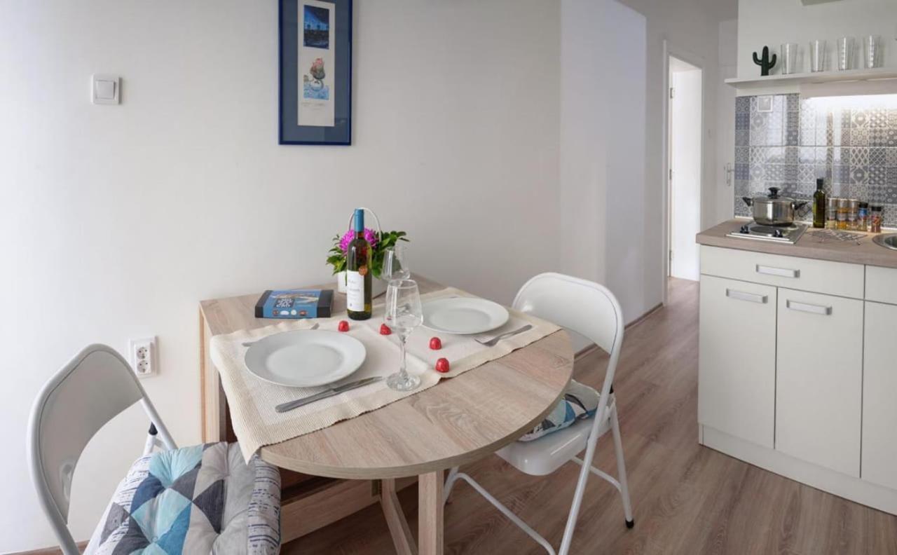 Solimar Appartement Budva Buitenkant foto