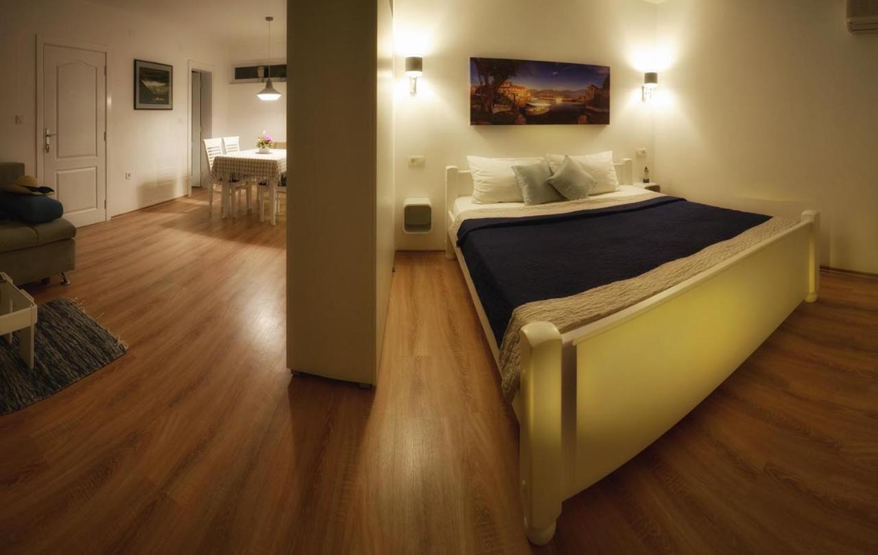 Solimar Appartement Budva Buitenkant foto